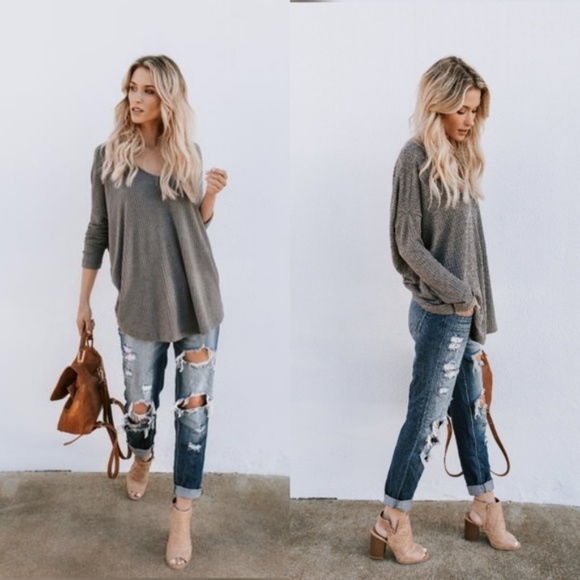 Last pair!❤️ 3XHP🌟Distressed Boyfriend Jeans - Picture 3 of 4